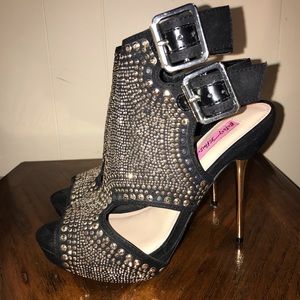 Betsey Johnson Pumps